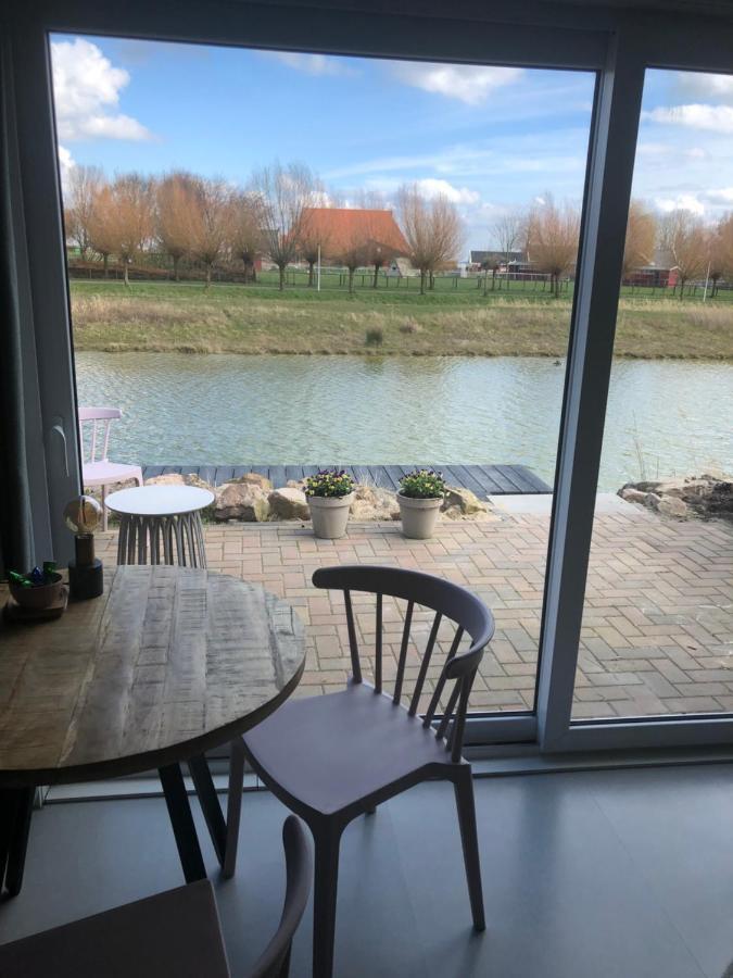 B&B Snurk Stiens, Fijn Verblijf Aan Open Vaarwater Eksteriør bilde